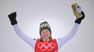 La sueca Naeslund domina el esquí cross de Pekín-2022