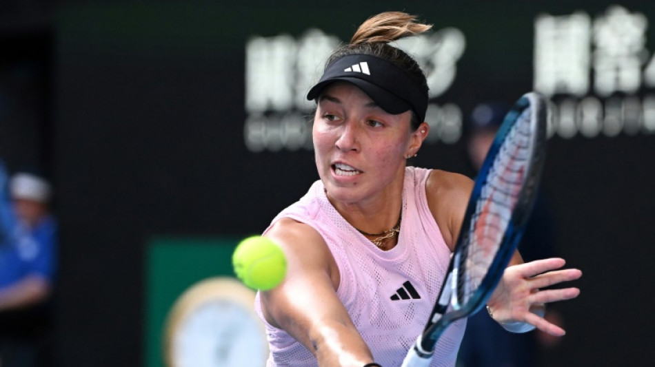 Pegula powers into Australian Open quarters with 'some choice words'