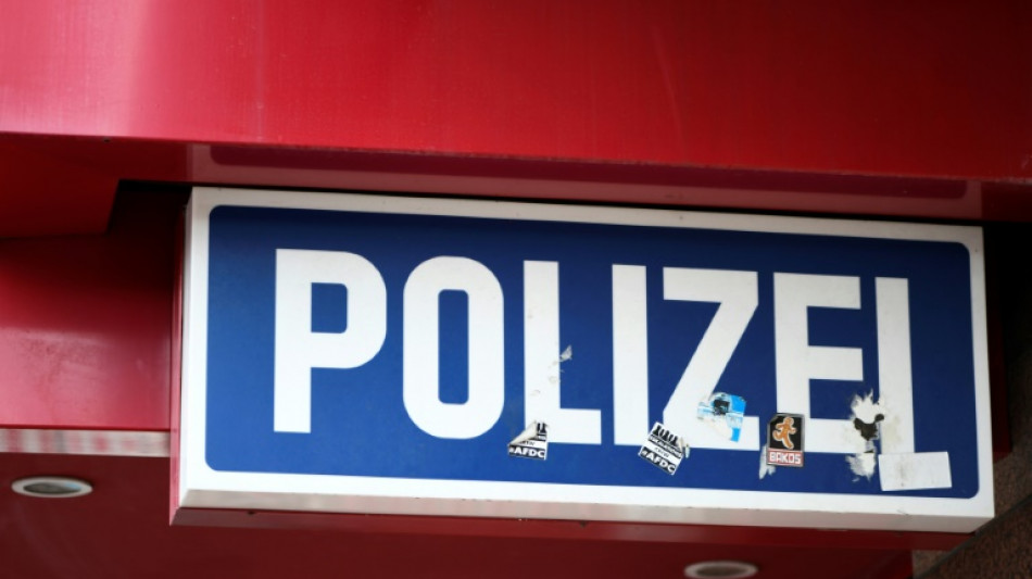 Rassistische Chats: Gericht in L&uuml;neburg versch&auml;rft Strafen gegen zwei Polizisten