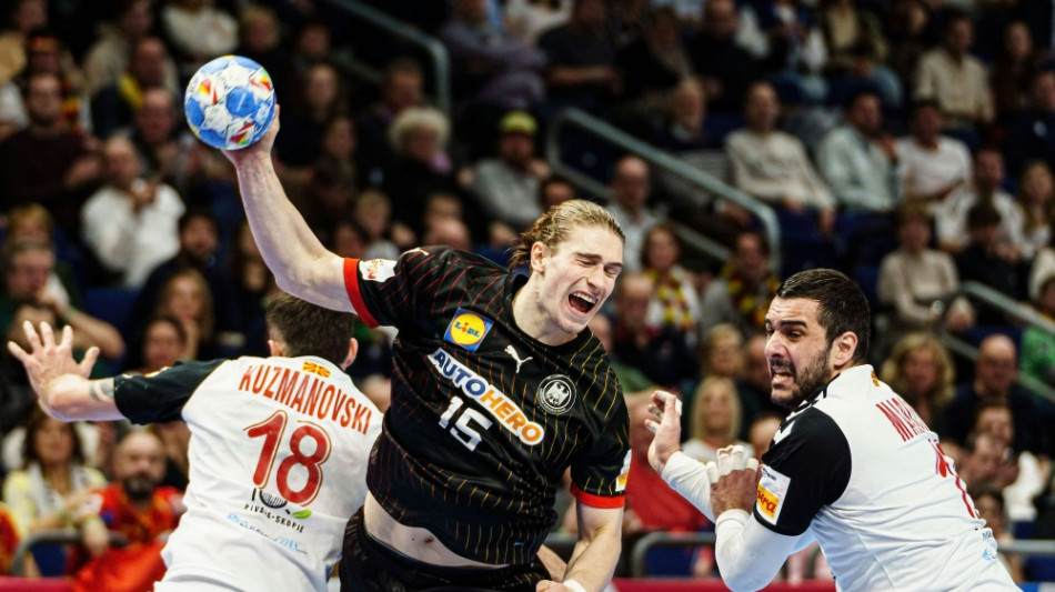 Tor-Party in Berlin: Handballer st&uuml;rmen in EM-Hauptrunde