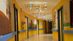 Hiv trasmesso alla figlia e non curato, genitori a processo