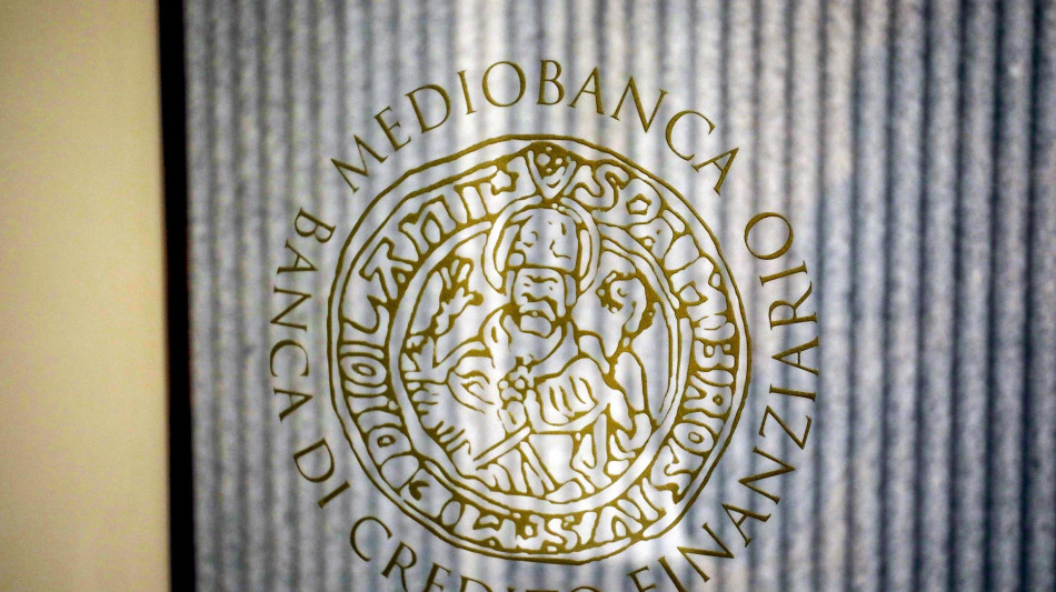 Mediobanca chiude pesante in Borsa dopo l'addio di Mediolanum