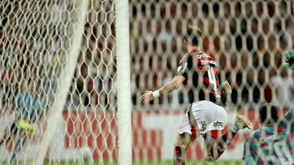 Flamengo vence Deportivo T&aacute;chira (1-0) e vai &agrave;s oitavas da Libertadores