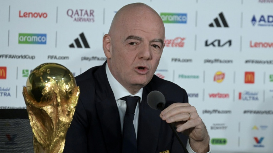  Fifa-Pl&auml;ne zur Fu&szlig;ball-WM: Deutsche Politiker warnen vor Ausverkauf des Sports 