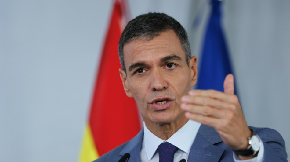  S&aacute;nchez promete "reforzar" decreto de vivienda al lanzar su campa&ntilde;a en Espa&ntilde;a 