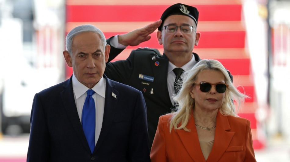  Esposa de Netanyahu &eacute; denunciada por difundir teoria da conspira&ccedil;&atilde;o sobre 7 de outubro 