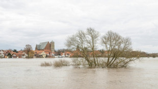 Flutgebieten stehen weitere harte Tage bevor: Wetterdienst verl&auml;ngert Regen-Warnung
