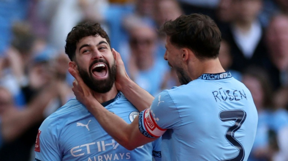  Josko Gvardiol signs new five-year deal at Man City 