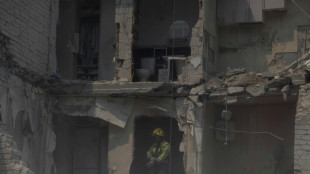 Ukraine denies Moscow claim of seizing strategic stronghold