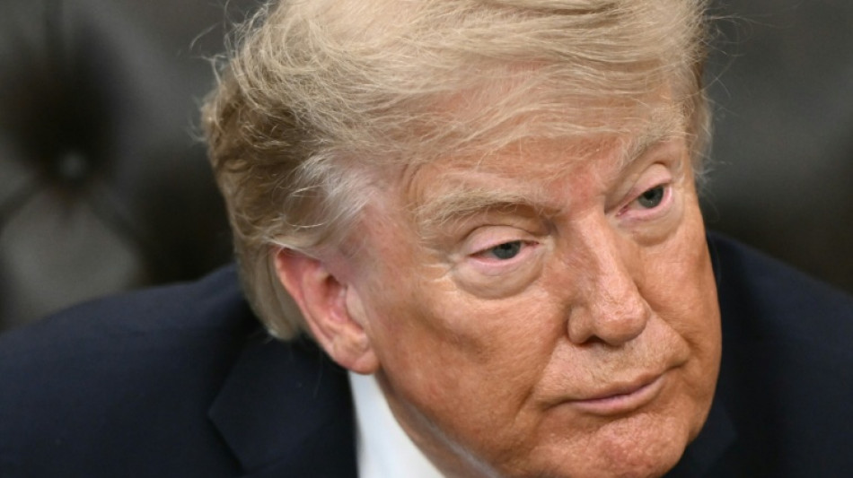 Trump prop&otilde;e renomear Estreito de Ormuz para 'Estreito de Trump' 