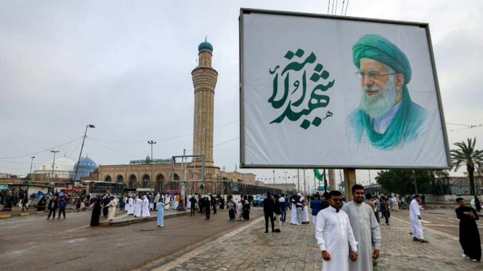  Khamenei afirma que Ir&atilde; desferiu 'golpe fulminante' no inimigo 