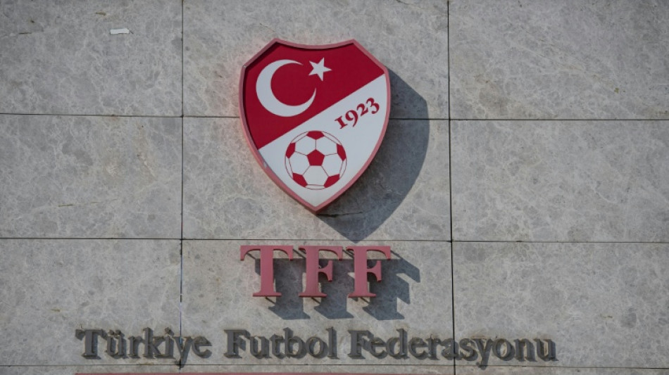 Turquie: des arbitres de foot en prison, le scandale des paris s'&eacute;largit