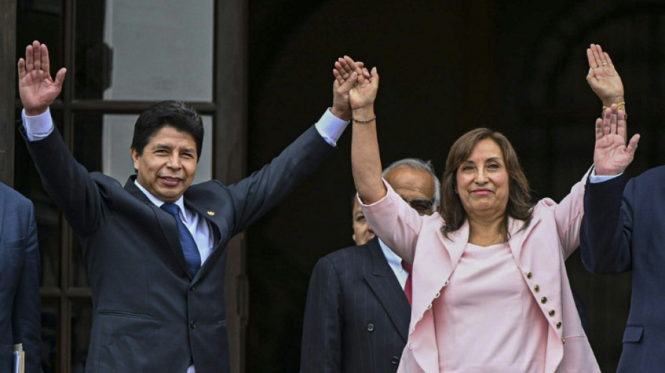 El presidente de Perú renovará su gabinete tras la renuncia del primer ministro por la pugna con el Congreso