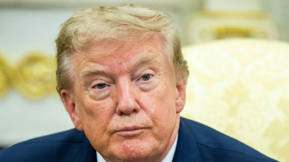  Trump amenaza a Om&aacute;n con bombardearlo si cierra acuerdo con Ir&aacute;n sobre el paso de Ormuz 