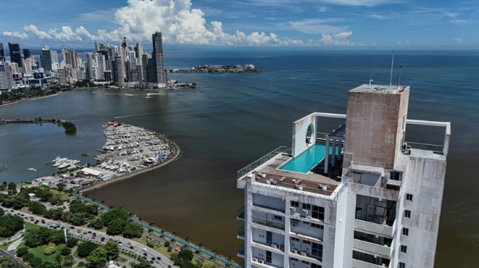  7.7-magnitude quake rocks Panama, triggers tsunami warning 