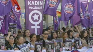Turquie: abandon des poursuites pour activit&eacute;s "immorales" contre une ONG f&eacute;ministe
