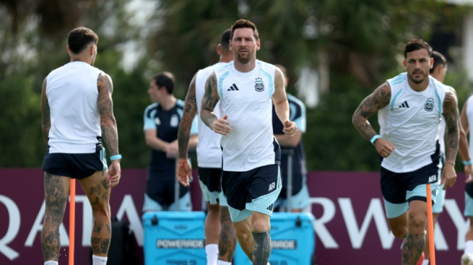  Messi returns to Miami training after World Cup break 