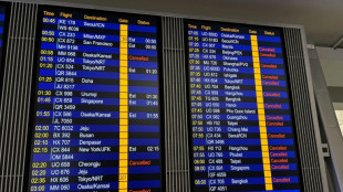 El tifón Wipha golpea a Hong Kong con fuertes vientos y lluvias