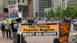 Un cubano expulsado de EEUU a Esuatini inicia una huelga de hambre