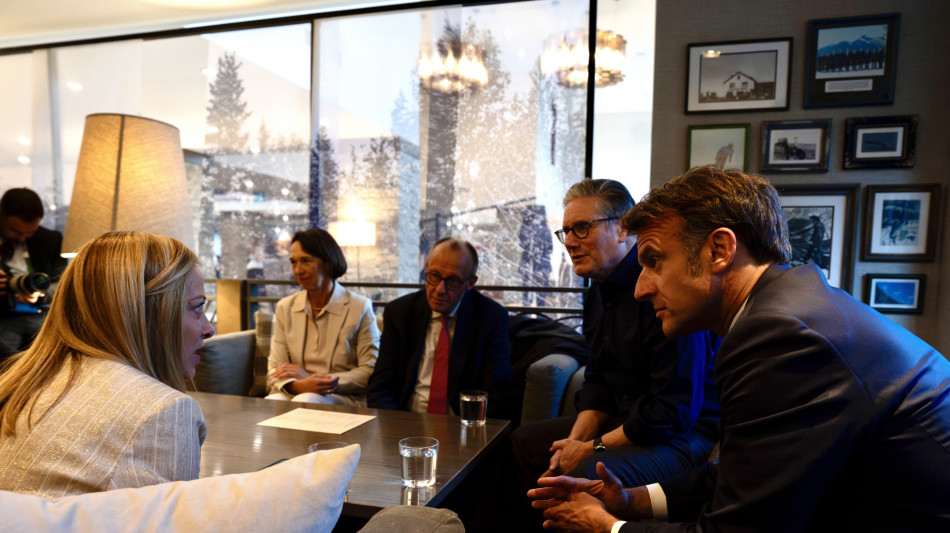 Meloni al G7, iniziativa per il cessate il fuoco a Gaza