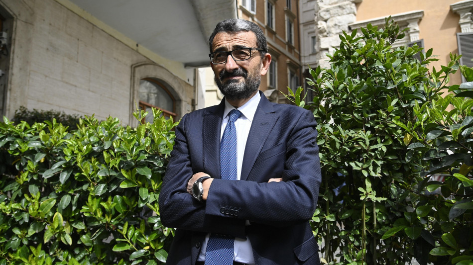 Tabarelli, greggio a 200 dollari con stop Hormuz ma caso estremo