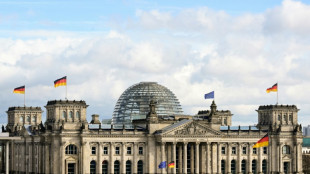 Bundestag erinnert an Marshall-Plan und diskutiert über Wiederaufbau der Ukraine