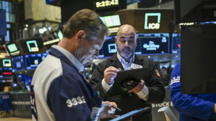 Wall Street tente un rebond apr&egrave;s des donn&eacute;es sur l'emploi aux Etats-Unis