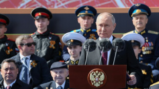 Putin acusa Ocidente de desencadear 'guerra' contra a Rússia