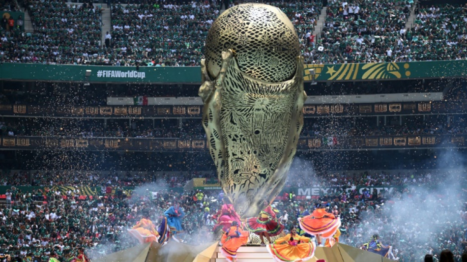  Er&ouml;ffnungsshow und Auftaktspiel im Aztekenstadion: Fu&szlig;ball-WM hat begonnen 