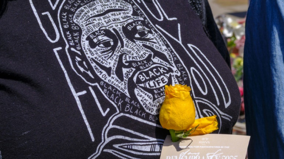 Informal therapy offers healing at George Floyd memorial