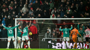 Van Dijk sinks Sunderland to boost Liverpool's bid for Champions League