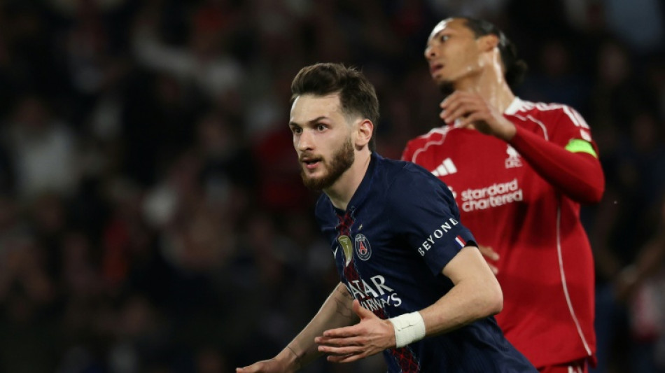  PSG vence Liverpool (2-0) em casa na ida das quartas da Champions 