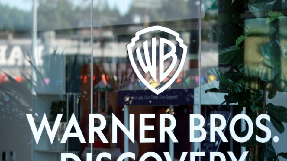  Writers union sues to block US Paramount deal 