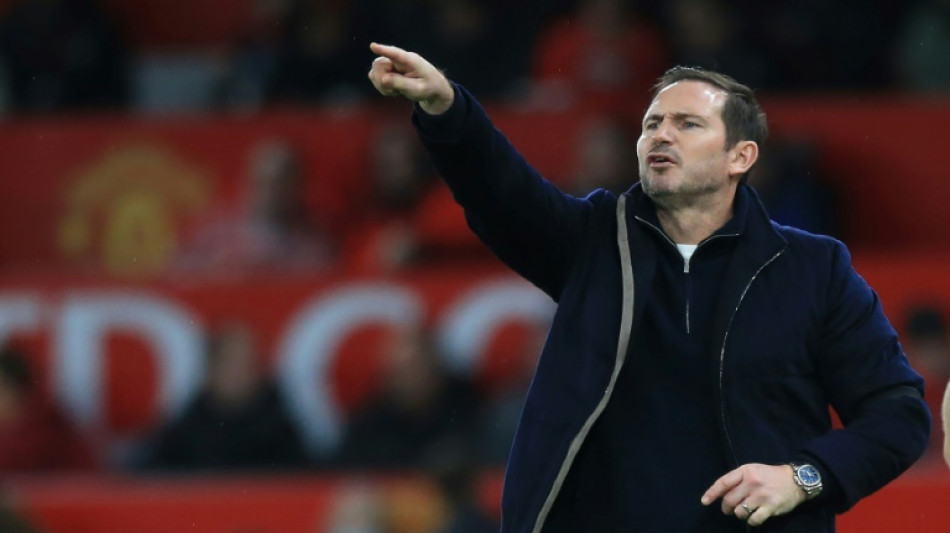 'No excuses' for troubled Everton - Lampard
