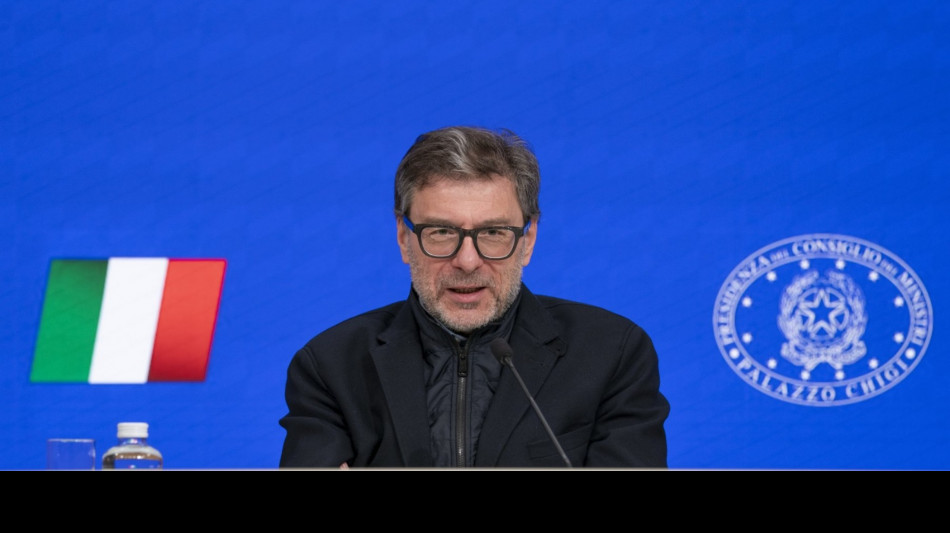  Italia e altri 4 Paesi Ue chiedono tassa su extraprofitti delle societ&agrave; energetiche 