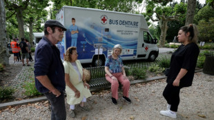 Dans le Gers, un bus dentaire comme rem&egrave;de au d&eacute;ficit de praticiens