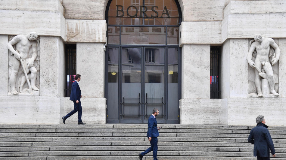 Borsa: Milano debole in chiusura, -0,43%