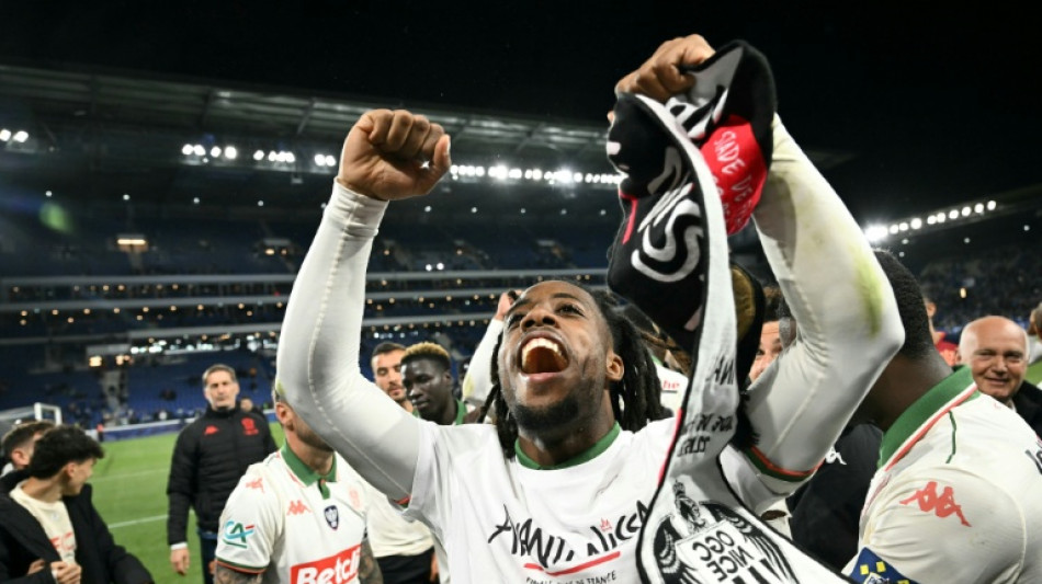  Coupe de France: Nice surprend Strasbourg (2-0) et rejoint Lens en finale 