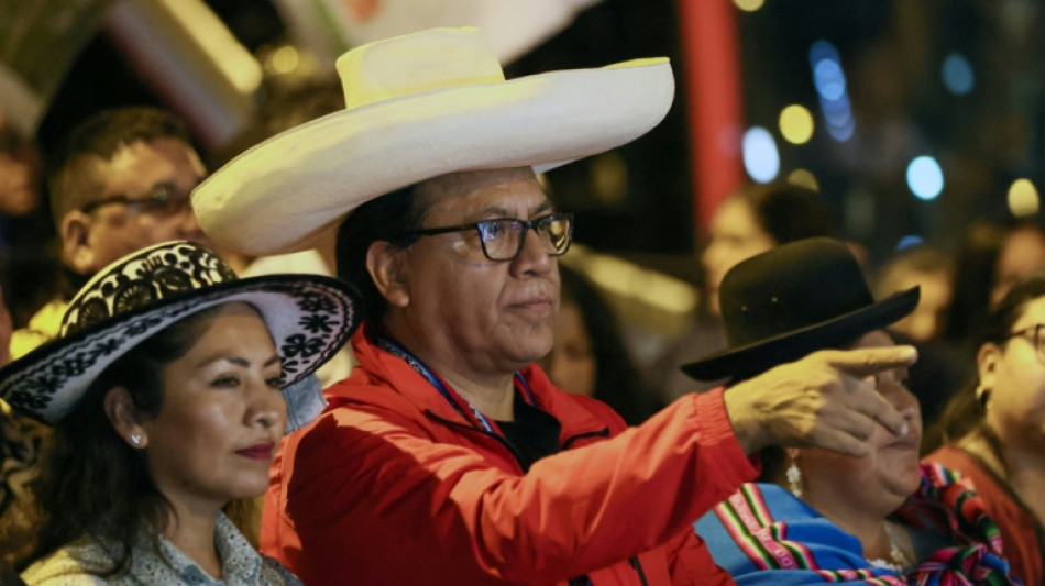  Pr&eacute;sidentielle au P&eacute;rou: le candidat de gauche conteste la victoire de Keiko Fujimori 