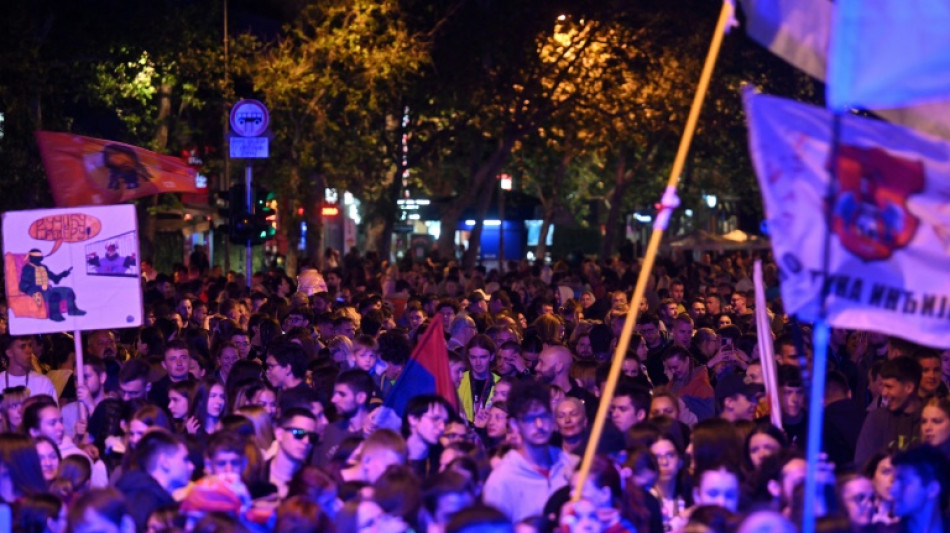 Sch&uuml;ler in Serbien demonstrieren gegen Online-Unterricht wegen Massenprotesten