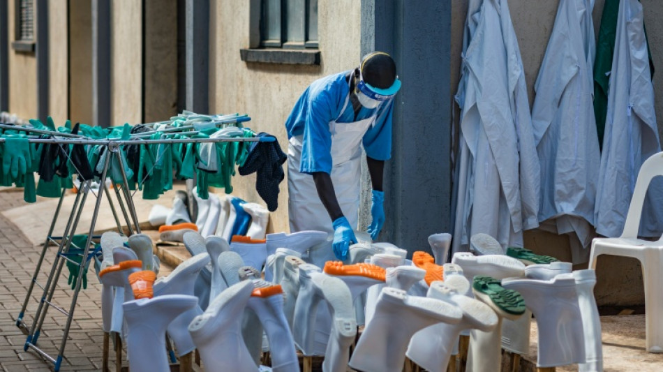  La OMS declara a Uganda libre de &eacute;bola 
