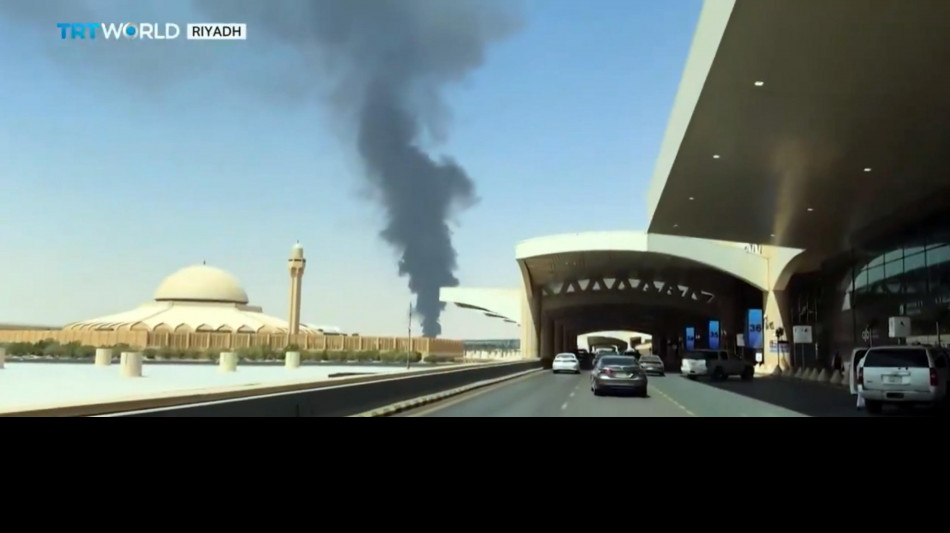  Nuovo attacco colpisce l'aeroporto di Riad, incendio a terminal 