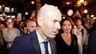 Mondial au Qatar: pour Zidane, "il faut laisser la pol&eacute;mique de c&ocirc;t&eacute;"