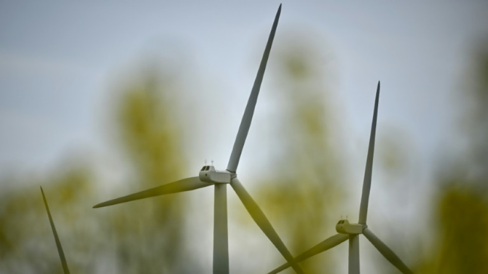 Bundestag stimmt über Ausbau Erneuerbarer und über Ersatzkraftwerke ab