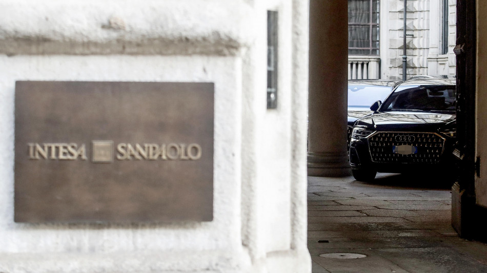  Si riunisce il Cda di Intesa Sanpaolo, possibile rilancio su Opas Mps 