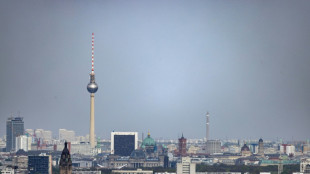 155 verletzte Polizisten bei Krawallen rund um Fu&szlig;ballspiel in Berlin