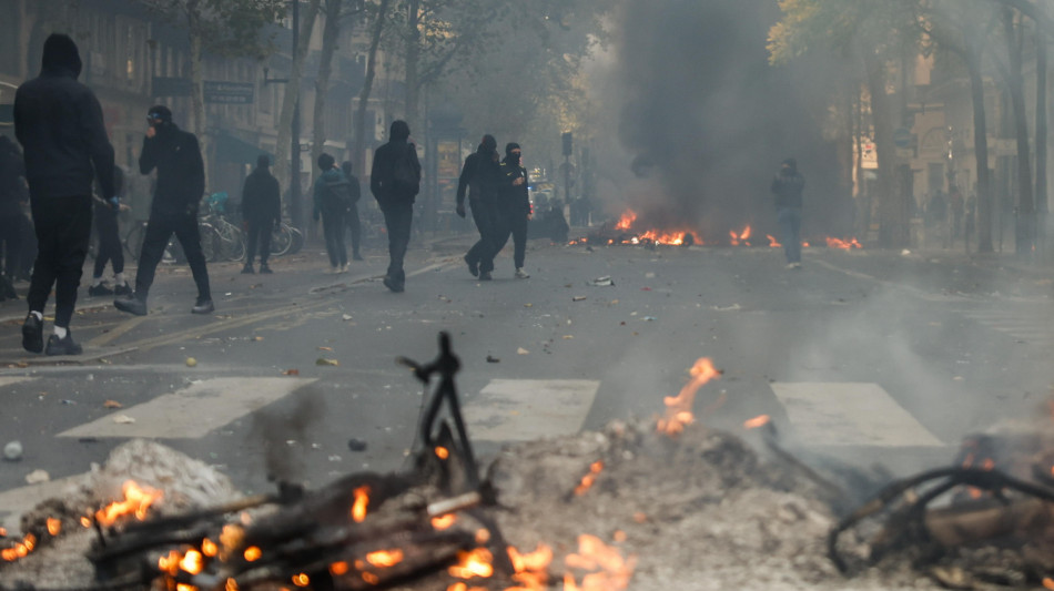  I sindaci di Parigi, Marsiglia e Lione chiedono un incontro col premier 