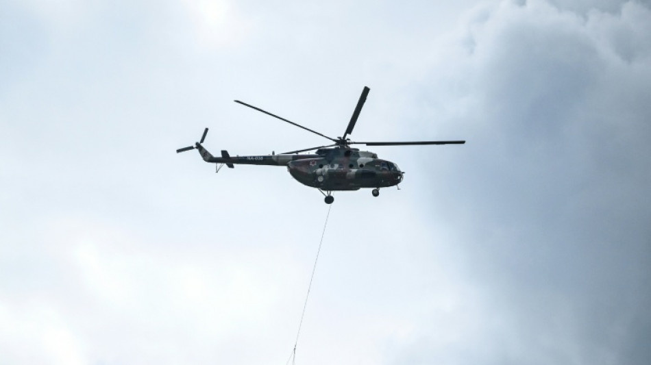  Swollen rivers, washed-out roads hamper Nepal rescue effort 