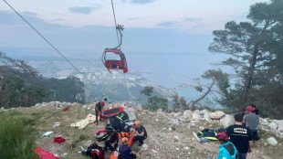 Dutzende Passagiere sitzen nach Unglück in Seilbahn in der Türkei fest
