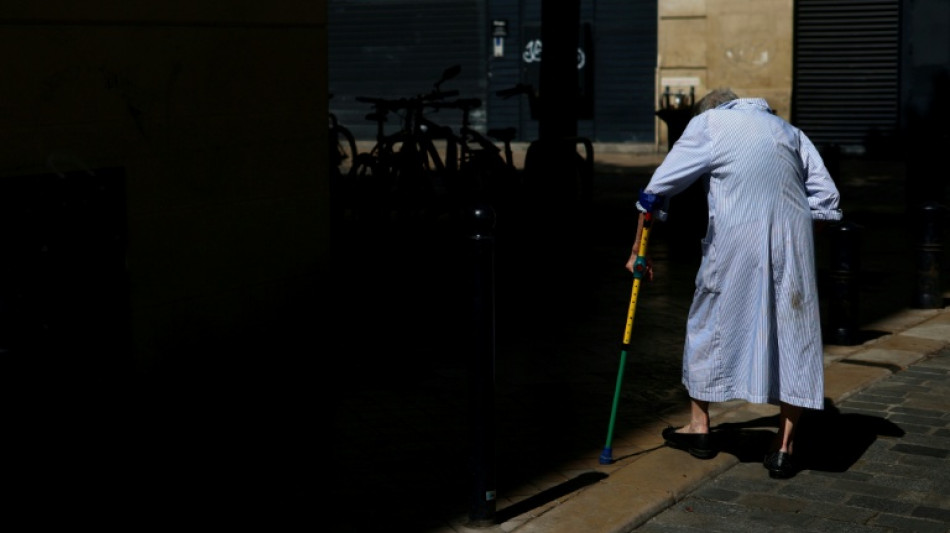  Elderly far more at risk from rising heat than thought: study 